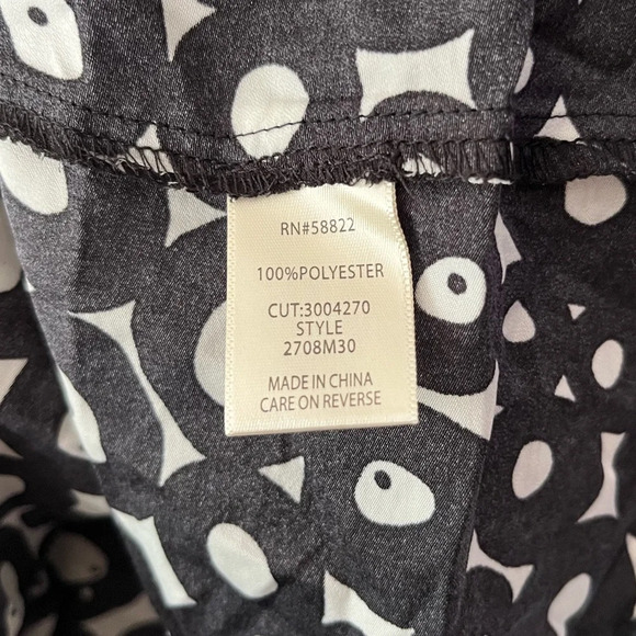 Max Studio Sheer Black and White Patterned Halter Blouse - Picture 2 of 8